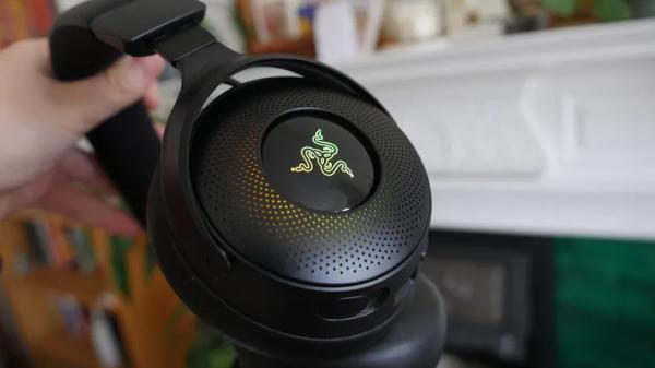 Обзор Razer Kraken V4 Pro: звуковое землетрясение