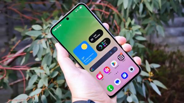 Обзор Samsung Galaxy A56: похудел и стал умнее