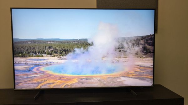 Обзор Samsung Q60D: QLED-бюджетник под давлением мини-LED ТВ Обзор Samsung Q60D: QLED-бюджетник под давлением мини-LED ТВ