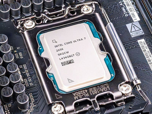 Core Ultra 300 на подходе: в Geekbench отметился Intel Core Ultra 7 365K