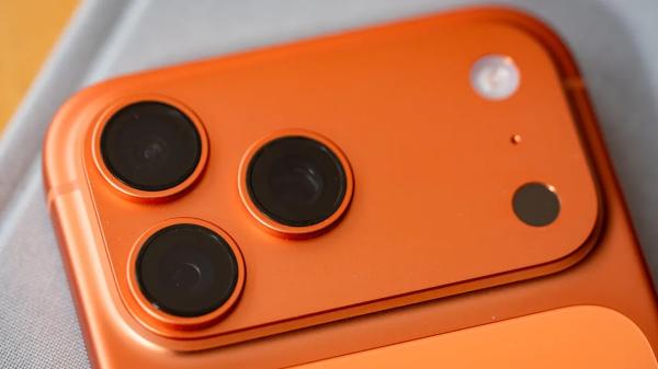 Обзор Apple iPhone 17 Pro Max — холоднее, ярче, дольше Обзор Apple iPhone 17 Pro Max — холоднее, ярче, дольше