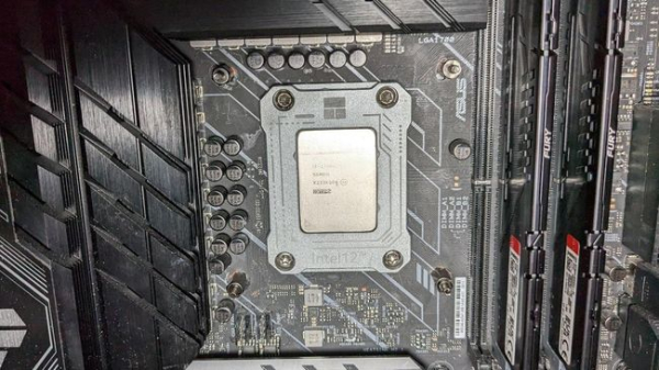 Обзор Corsair iCUE H170i Elite LCD XT: звериная мощь по доступной цене Обзор Corsair iCUE H170i Elite LCD XT: звериная мощь по доступной цене