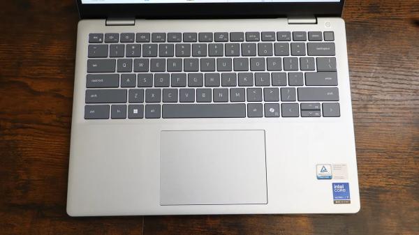 Обзор Dell 14 Plus — лучший ноутбук для работы и поездок Обзор Dell 14 Plus — лучший ноутбук для работы и поездок