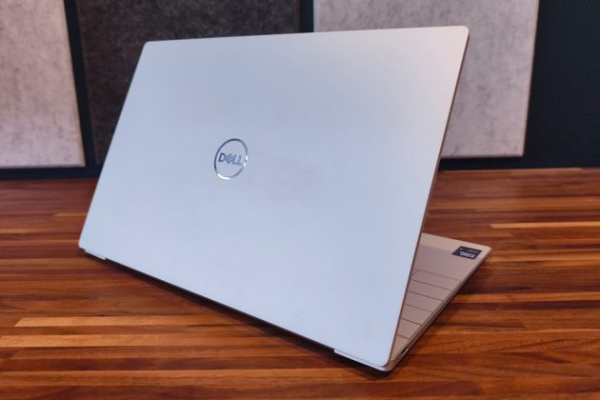 Обзор Dell XPS 13 (9350) &mdash; лёгкий ультрабук на процессоре от Intel