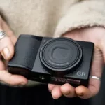 Обзор Fujifilm X100VI: легендарный компактный фотоаппарат стал ещё лучше