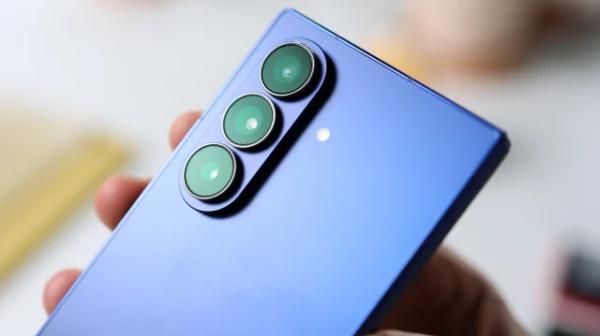 Обзор Galaxy Z Fold 7: Samsung наконец-то догнал конкурентов Обзор Galaxy Z Fold 7: Samsung наконец-то догнал конкурентов