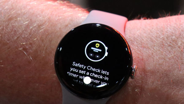 Обзор Google Pixel Watch 2: правильный выбор умных часов