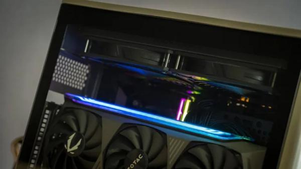 Тесты NR200P Max &ndash; охлаждение и сборка