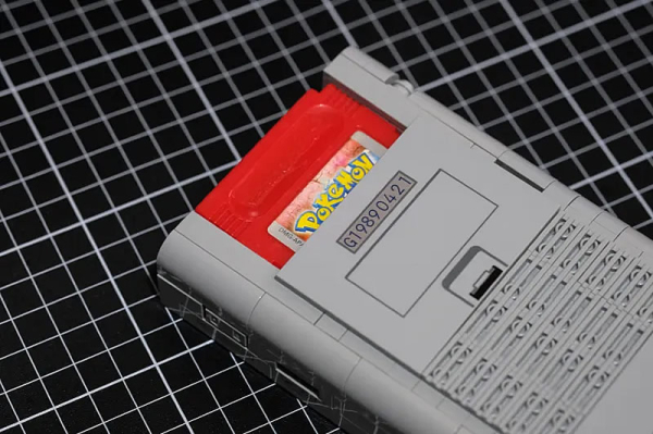 Моддер из Австралии превратила Lego Game Boy в работающую консоль 