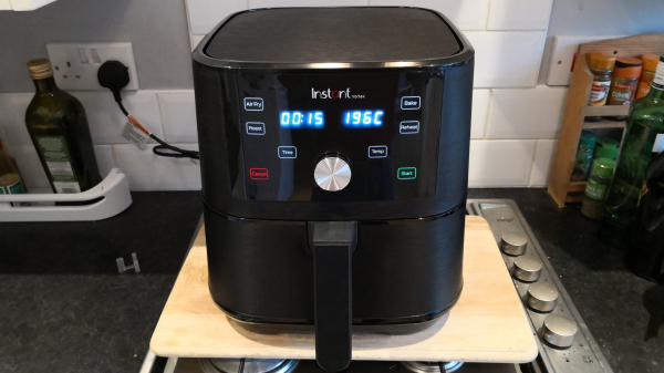 Обзор Instant Vortex Air Fryer &mdash; готовим полезно и быстро