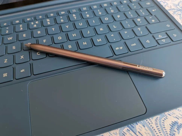 Обзор Lenovo Yoga Tab Plus: планшет для замены ноутбука