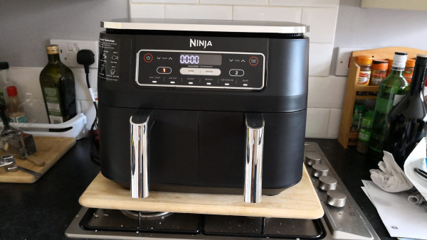 Обзор Ninja Foodi Dual Zone: две корзины лучше одной