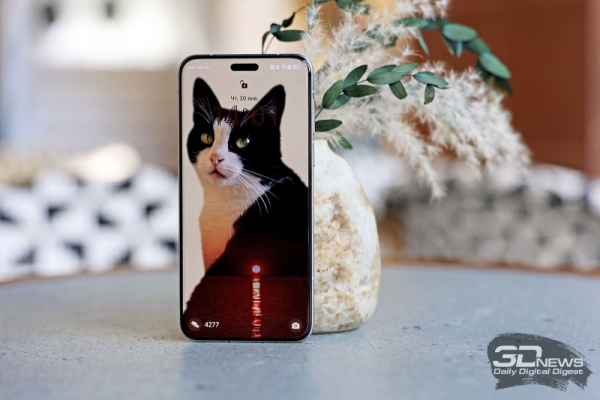 Глобальная версия OnePlus 15 будет идентична китайской, включая огромную батарею и мощный кулер Глобальная версия OnePlus 15 будет идентична китайской, включая огромную батарею и мощный кулер