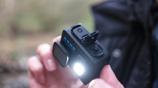 Обзор экшн-камеры GoPro Lit Hero: ее яркий светодиод посадит самолет