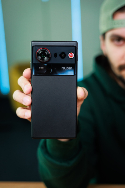 Обзор Nubia Z80 Ultra: лучше, но все еще не идеально Обзор Nubia Z80 Ultra: лучше, но все еще не идеально
