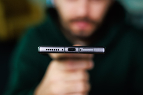 Обзор Nubia Z80 Ultra: лучше, но все еще не идеально Обзор Nubia Z80 Ultra: лучше, но все еще не идеально