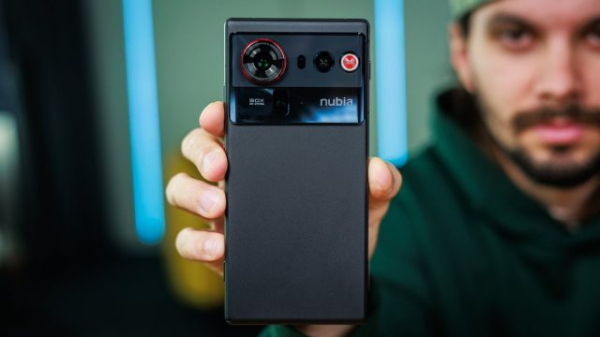Обзор Nubia Z80 Ultra: лучше, но все еще не идеально Обзор Nubia Z80 Ultra: лучше, но все еще не идеально