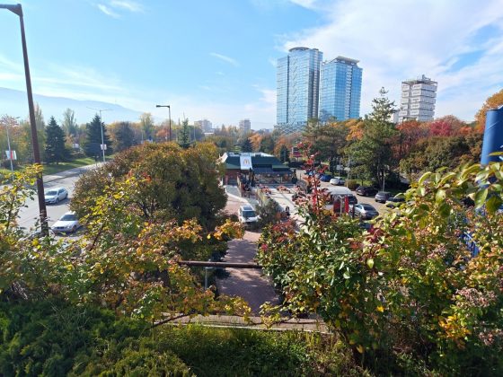 Обзор RedMagic 11 Pro: крутой смартфон в буквальном смысле