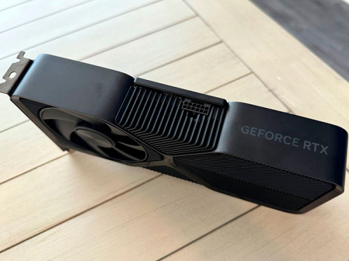 Слух: серия GeForce RTX 5000 SUPER отменена из-за недостатка GDDR7 Слух: серия GeForce RTX 5000 SUPER отменена из-за недостатка GDDR7