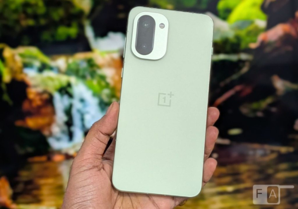 Распаковку смартфона OnePlus 15R опубликовали в преддверии анонса 