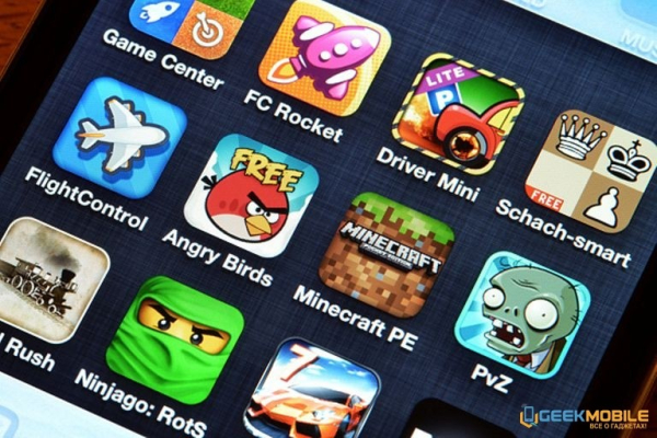 Лучшие мобильные игры: Sticky Blocks, Critter Rollers и SpyFox