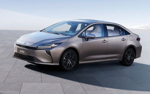 Совершенно новая Toyota Corolla вышла в продажу в Китае: топовый гибрид с расходом 4 л/100 км и запасом хода 1000 км &mdash; всего 118 тыс. юаней (1,35 млн рублей)