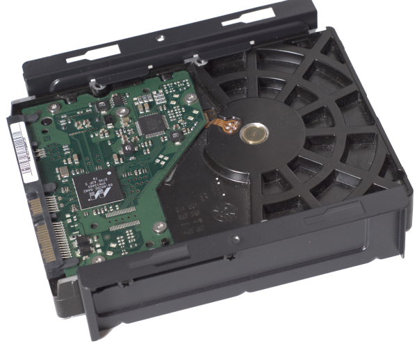 Обзор и тест корпуса Aerocool Quantum Mesh