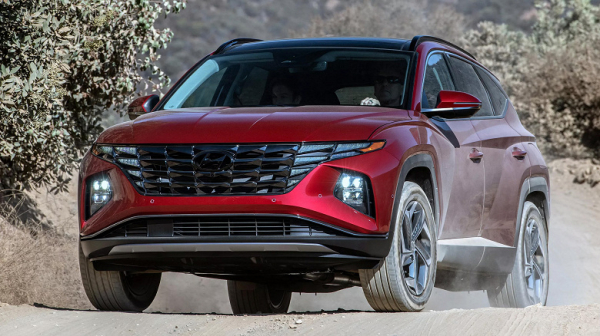 Hyundai отзывает в США десятки тысяч кроссоверов Tucson — они могут загореться Hyundai отзывает в США десятки тысяч кроссоверов Tucson — они могут загореться