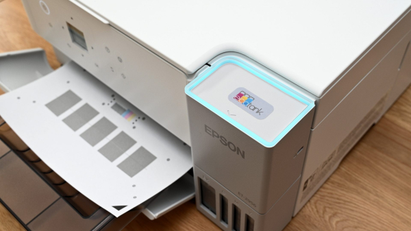 Обзор Epson EcoTank ET-2980 / ET-2950: принтер с бутылочной подачей чернил Обзор Epson EcoTank ET-2980 / ET-2950: принтер с бутылочной подачей чернил