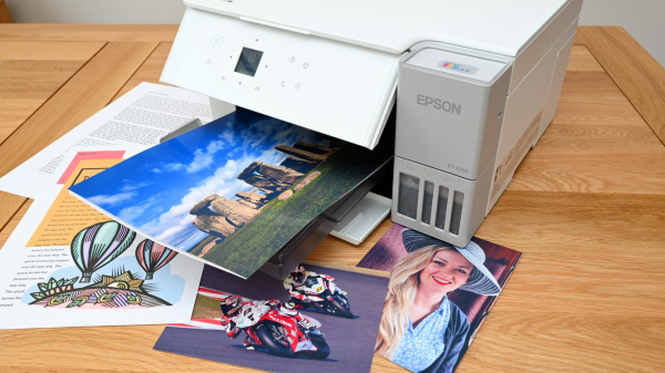 Обзор Epson EcoTank ET-2980 / ET-2950: принтер с бутылочной подачей чернил Обзор Epson EcoTank ET-2980 / ET-2950: принтер с бутылочной подачей чернил
