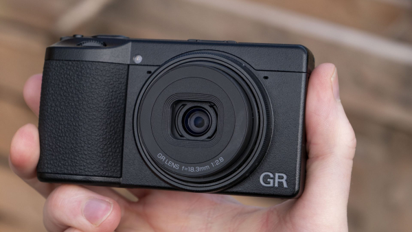 Обзор камеры Ricoh GR IV &mdash; неожиданное улучшение&nbsp;