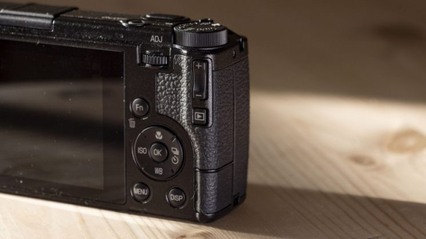Обзор камеры Ricoh GR IV &mdash; неожиданное улучшение&nbsp;