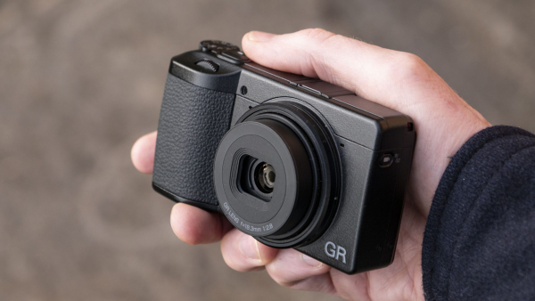 Обзор камеры Ricoh GR IV &mdash; неожиданное улучшение&nbsp;