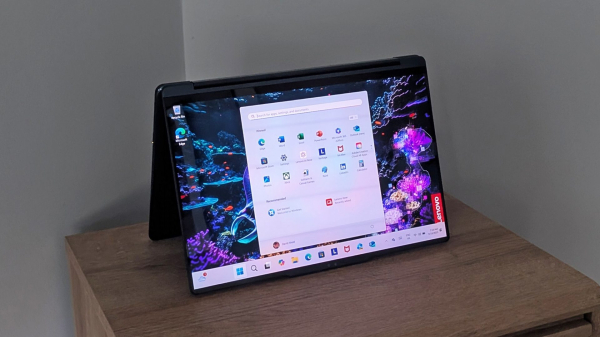 Обзор Lenovo Yoga 9i 2-in-1 Gen 10 Aura Edition: универсальный ноутбук с великолепным OLED-дисплеем