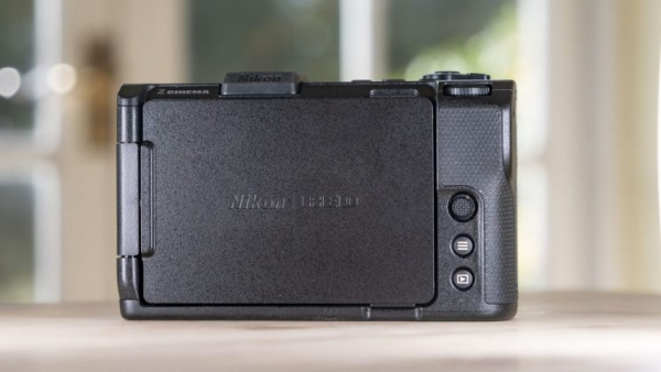 Обзор Nikon ZR: в мире кинокамер появился новый крупный игрок&nbsp;