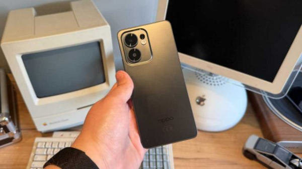 Обзор Oppo Reno 13 FS: элегантный дизайн и прочность по выгодной цене