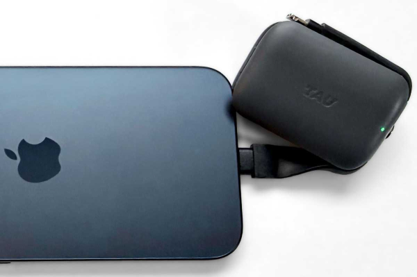 Обзор Rolling Square TAU 2 mini: брелок для подзарядки iPhone&nbsp;