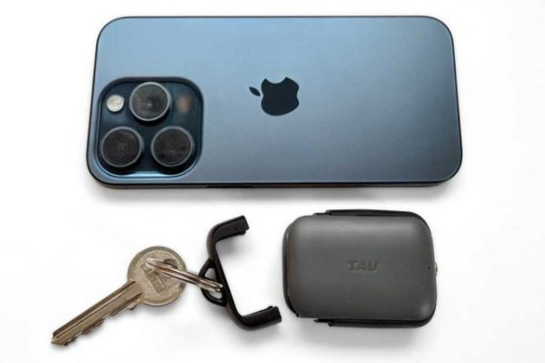 Обзор Rolling Square TAU 2 mini: брелок для подзарядки iPhone&nbsp;