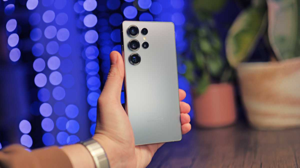 Выбран лучший смартфон 2025 года: Google Pixel 10 Pro XL