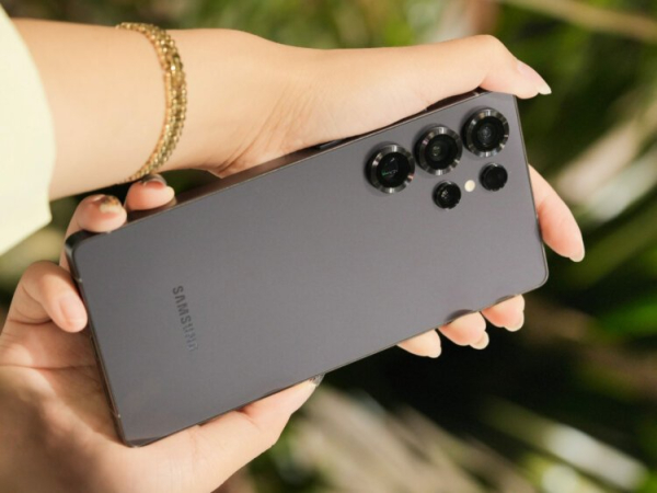 Раз и навсегда разрешаем важный спор: что лучше Pixel или Samsung