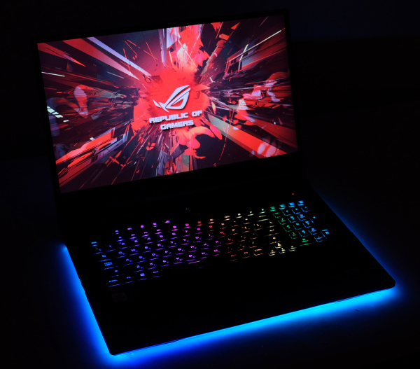 Обзор ноутбука ASUS ROG Strix Scar 17 G732LXS Обзор ноутбука ASUS ROG Strix Scar 17 G732LXS