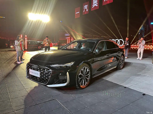 В Китае представили новый Audi A6L: новая платформа, новая система помощи водителю от Huawei, новый салон и три мотора В Китае представили новый Audi A6L: новая платформа, новая система помощи водителю от Huawei, новый салон и три мотора