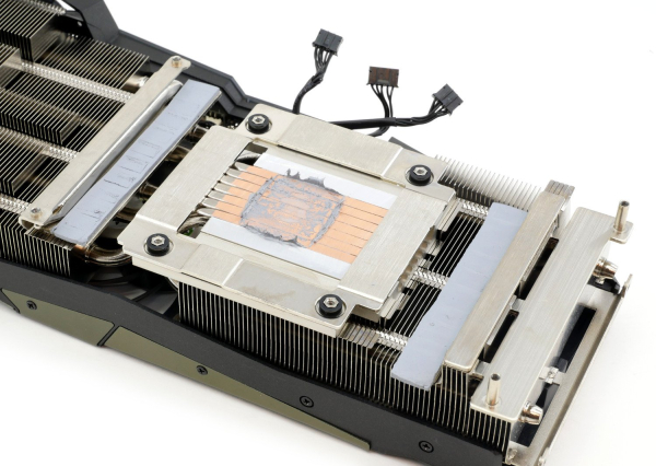 Обзор и тест видеокарты INNO3D GeForce RTX 3080 iCHILL X4 Обзор и тест видеокарты INNO3D GeForce RTX 3080 iCHILL X4