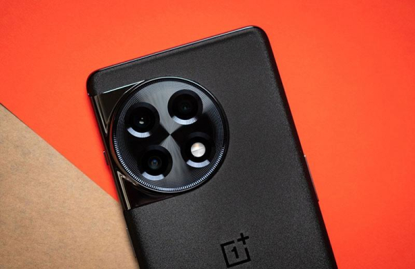 Обзор OnePlus 11R: смартфона убийцы флагманов, которого долго ждали Обзор OnePlus 11R: смартфона убийцы флагманов, которого долго ждали