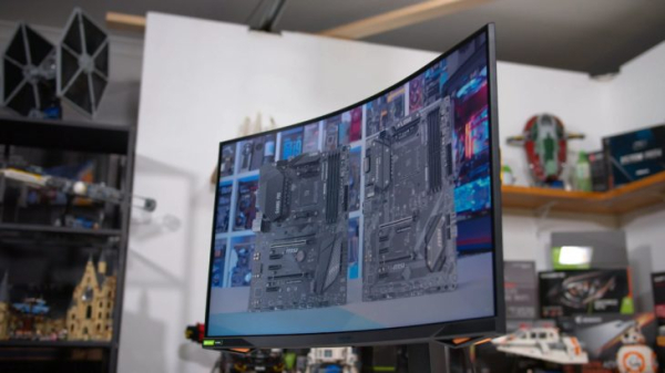 Обзор &mdash; Монитор Samsung C32G75TQSI