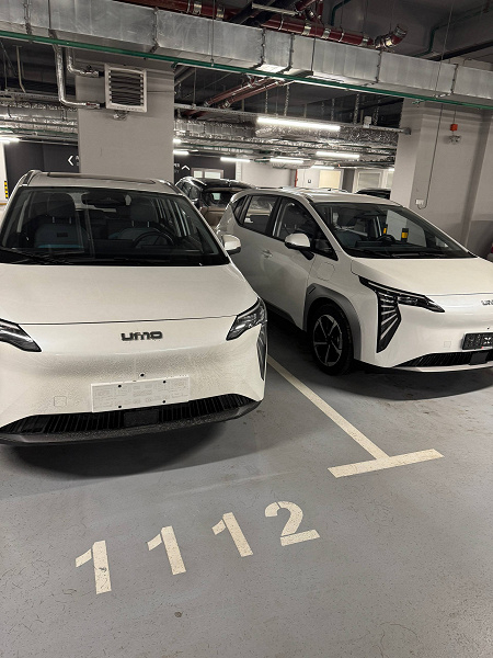 Его будут выпускать на &laquo;Москвиче&raquo;: электромобиль UMO 5 от &laquo;Яндекс Электро&raquo; засняли вживую в Москве