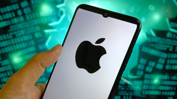 Apple обогнала Samsung по продаже смартфонов в 2025 году Apple обогнала Samsung по продаже смартфонов в 2025 году