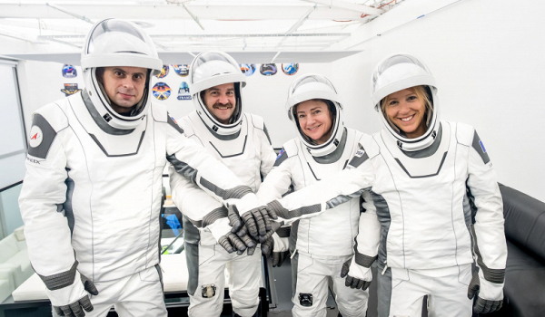 SpaceX Dragon с экипажем Crew-12 отправится к МКС 11 февраля