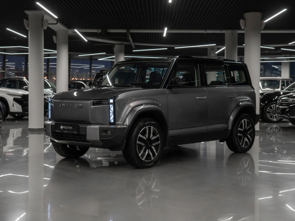 В России начали продавать новый кроссовер Jaecoo. Дилер оценил полноприводный Jaecoo EJ6 в 3,25 млн рублей