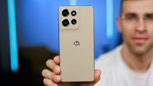 Обзор Apple Watch Series 11: лучшие часы, слабая батарея